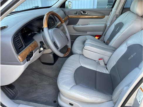 Used 2000 Lincoln Continental image 11