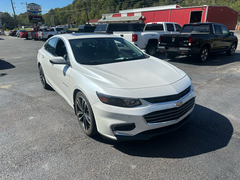 Used 2016 Chevrolet Malibu Premier w/ Driver Confidence Package II image 3