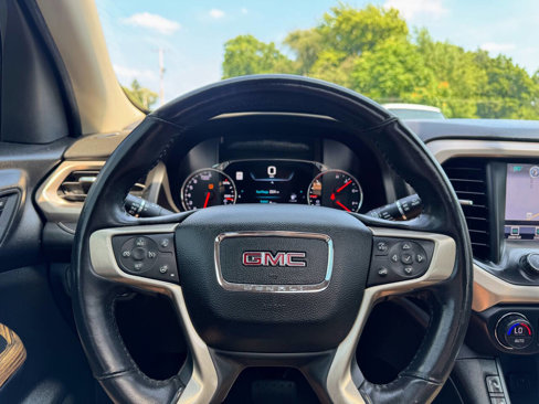 Used 2017 GMC Acadia Denali w/ Technology Package image 11