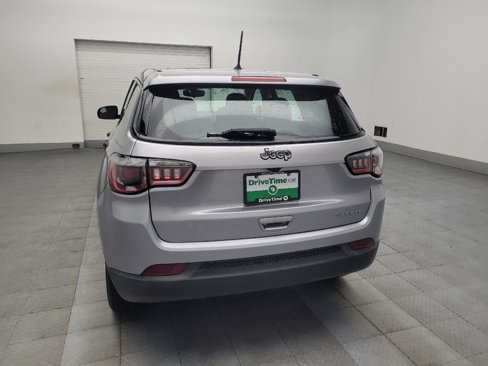 Used 2018 Jeep Compass Sport image 6