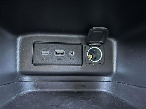 Certified 2023 Chevrolet Equinox LT image 23