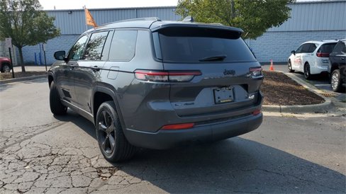 Certified 2021 Jeep Grand Cherokee L Laredo image 28