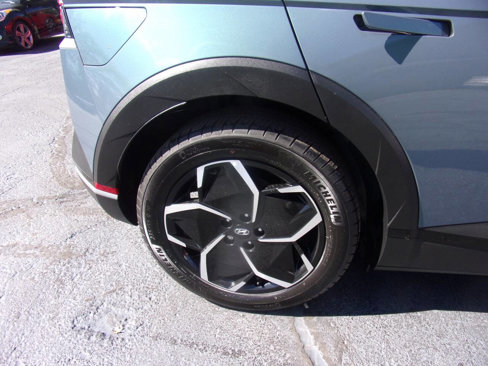 Used 2023 Hyundai Ioniq 5 SE w/ Cargo Package image 11