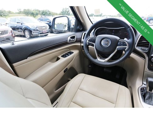 Used 2017 Jeep Grand Cherokee Limited image 9