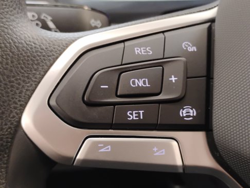 Used 2022 Volkswagen Tiguan S image 34