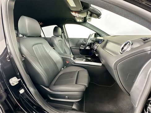 Certified 2025 Mercedes-Benz GLA 250 image 25