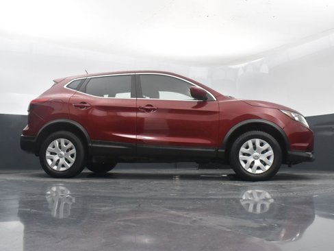 Used 2019 Nissan Rogue Sport S image 37