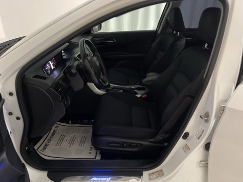 Used 2013 Honda Accord Sport image 23