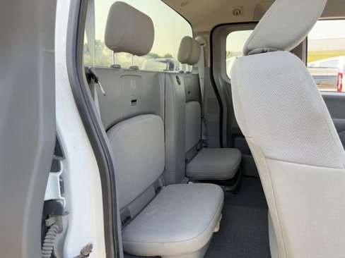 Used 2021 Nissan Frontier S image 28