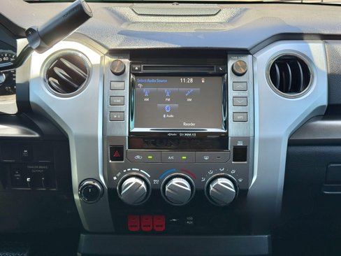 Used 2018 Toyota Tundra SR5 image 33