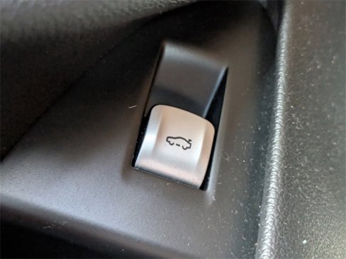 Used 2017 BMW 740i image 25