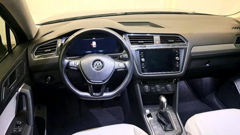 Used 2019 Volkswagen Tiguan SEL image 12