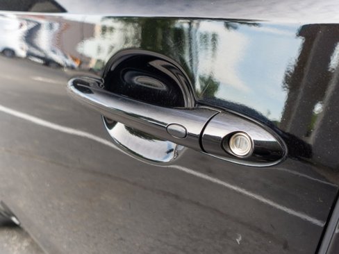 Used 2019 Kia Sedona EX image 10