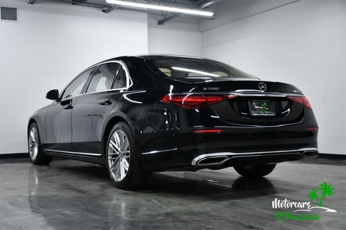 Used 2021 Mercedes-Benz S 580 4MATIC Sedan image 4