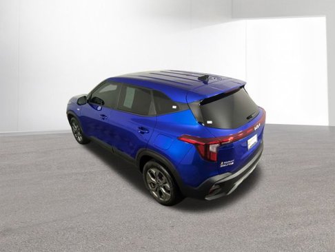 Used 2024 Kia Seltos LX image 40