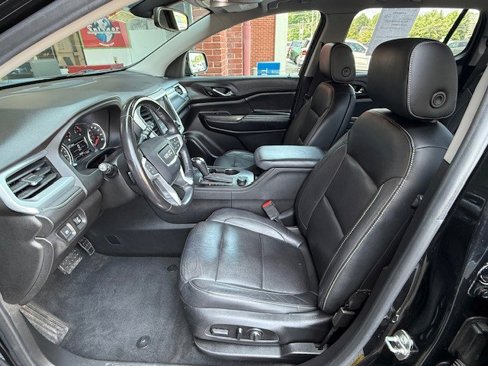 Used 2019 GMC Acadia SLT w/ Black Edition image 14