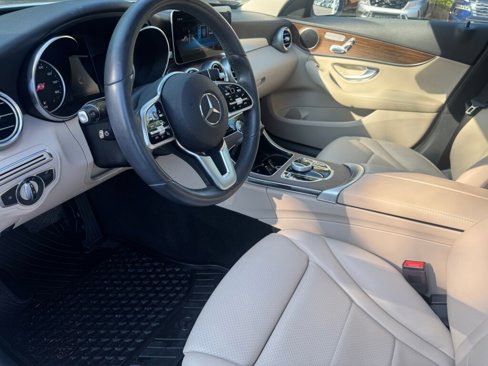 Used 2020 Mercedes-Benz C 300 4MATIC Sedan image 9