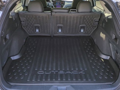Used 2022 Subaru Outback Limited XT image 13