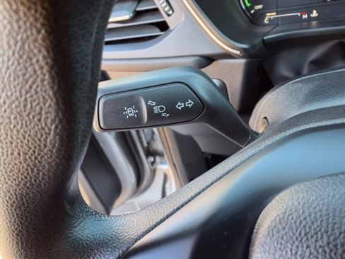 Used 2021 Ford Escape SE image 10