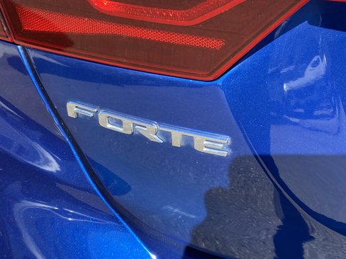 Used 2020 Kia Forte GT-Line image 24