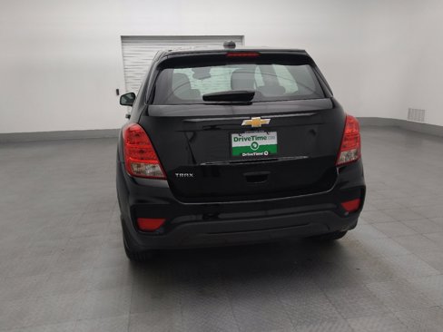 Used 2019 Chevrolet Trax LS w/ LPO, Protection Package image 6