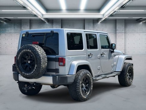 Used 2015 Jeep Wrangler Unlimited Sahara w/ Dual Top Group image 5