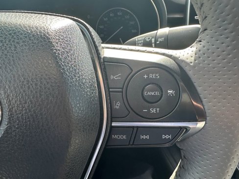 Used 2019 Toyota Avalon Limited image 21