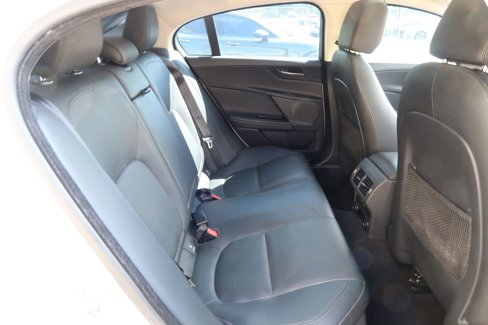 Used 2017 Jaguar XE First Edition image 21