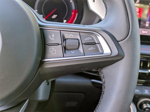 New 2025 Dodge Hornet GT image 32