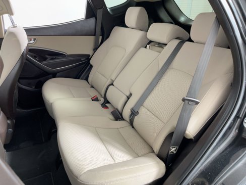 Used 2017 Hyundai Santa Fe Sport image 12