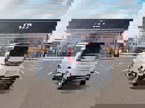New 2025 Kia Soul LX w/ LX Technology Package image 4