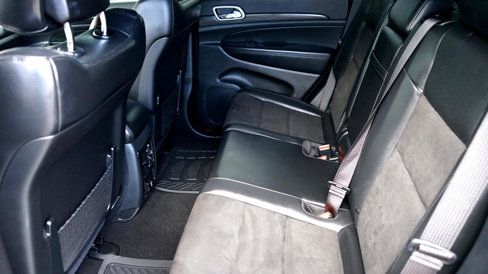 Used 2020 Jeep Grand Cherokee Altitude image 27