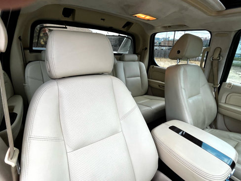 Used 2007 Cadillac Escalade EXT w/ Information Package image 64