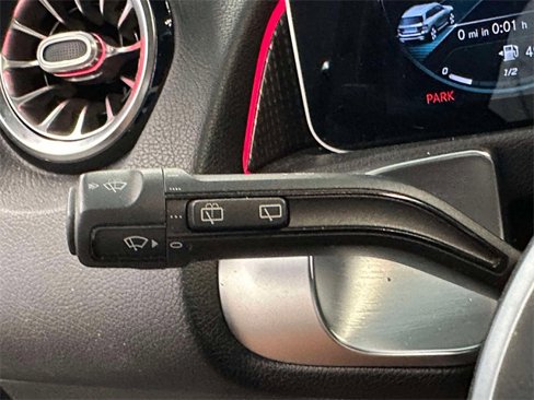 Certified 2021 Mercedes-Benz GLB 250 4MATIC image 26