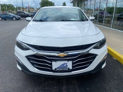 Used 2024 Chevrolet Malibu LT image 2