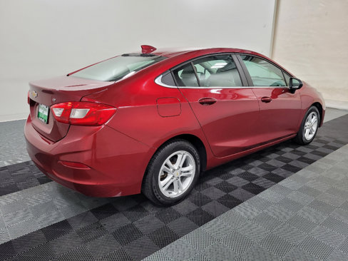 Used 2017 Chevrolet Cruze LT image 10