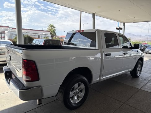 Used 2022 RAM 1500 Classic SLT image 6