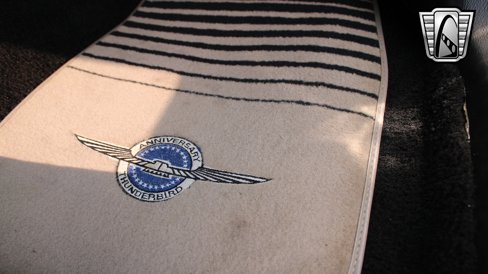 Used 1990 Ford Thunderbird Super image 27