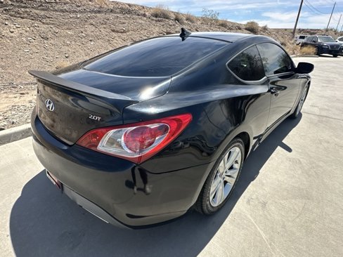 Used 2012 Hyundai Genesis 2.0T image 6