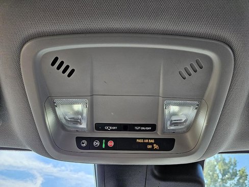Used 2023 Chevrolet Malibu LT image 21