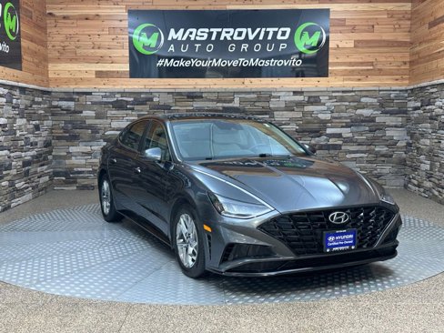 Used 2022 Hyundai Sonata SEL w/ Convenience Package image 2
