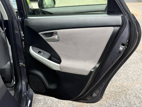 Used 2015 Toyota Prius Prime Advanced image 31