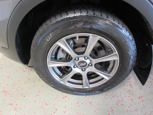 Used 2017 Ford Explorer XLT w/ Equipment Group 202A image 17