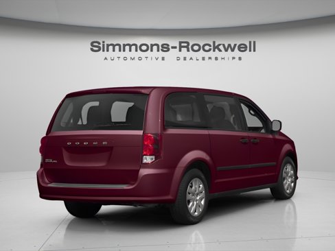 Used 2019 Dodge Grand Caravan GT image 2