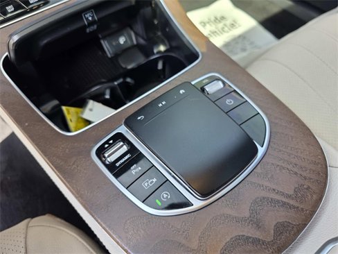 Used 2022 Mercedes-Benz E 350 Sedan w/ AMG Line Exterior image 39
