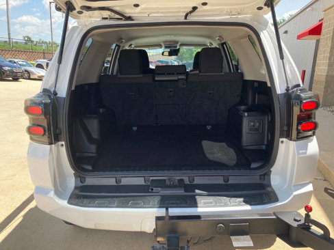 Used 2020 Toyota 4Runner SR5 image 12