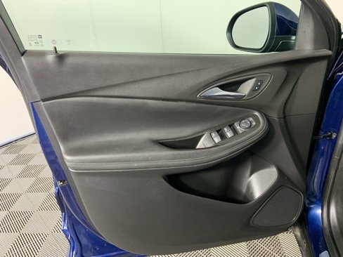 Used 2023 Buick Encore GX Preferred w/ Cold Weather Comfort Package image 19