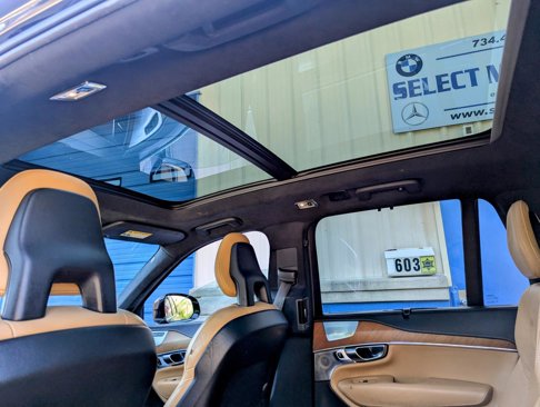 Used 2018 Volvo XC90 T6 Inscription w/ Luxury Package image 8