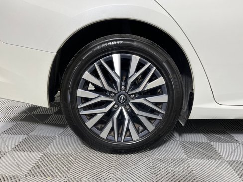Used 2023 Nissan Altima 2.5 SV image 41