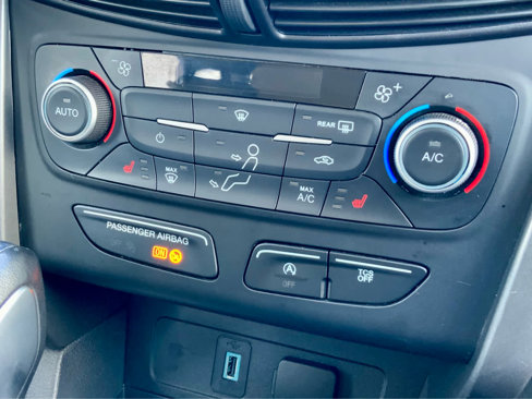 Used 2019 Ford Escape SEL image 46